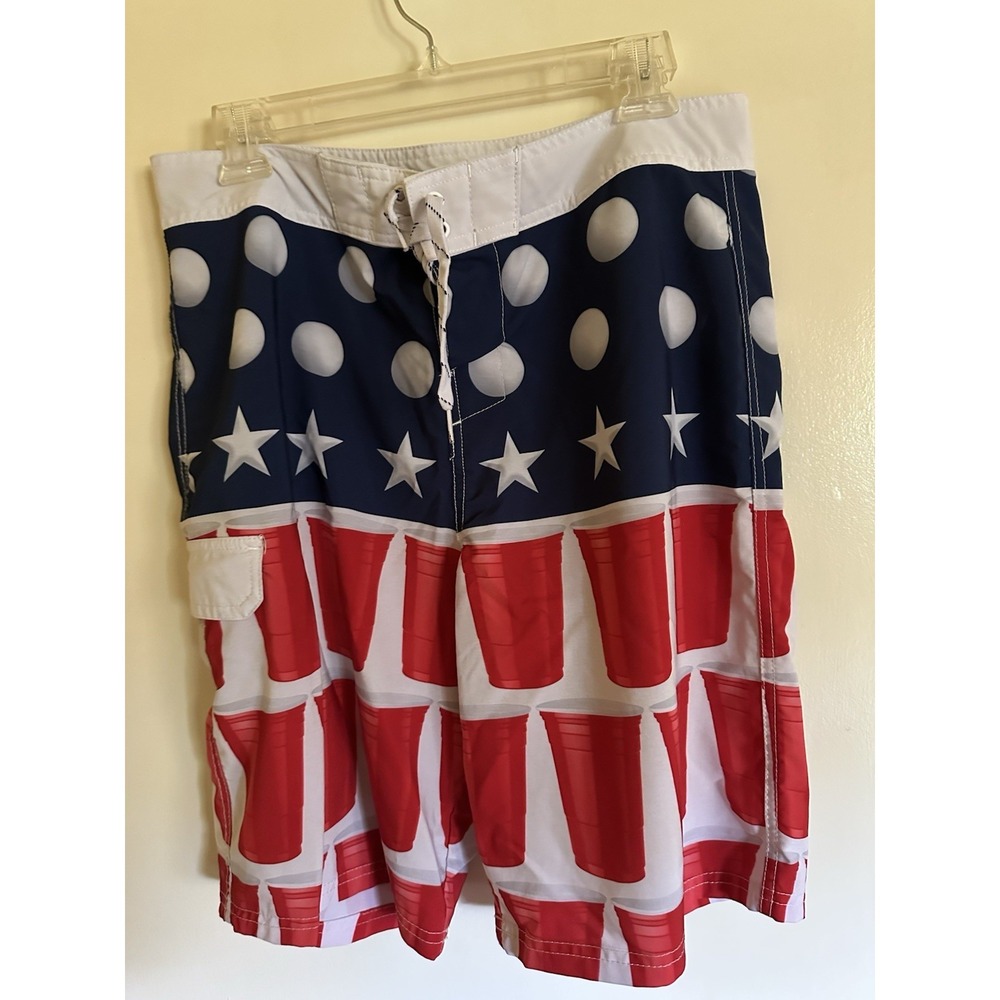 Carbon Men's Size 32 Beer Pong Board Shorts Red Cups Swim Trunks Poly Spandex EC